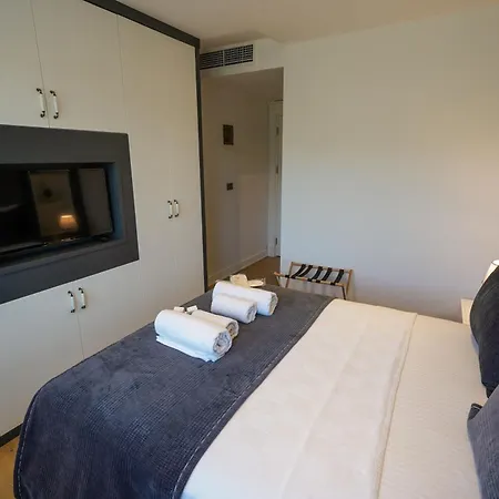 Eye Hotel