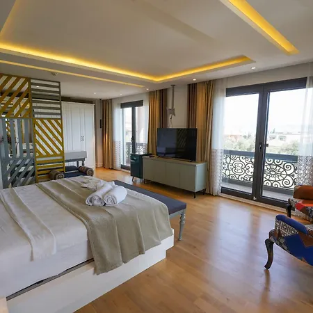 Eye Hotel