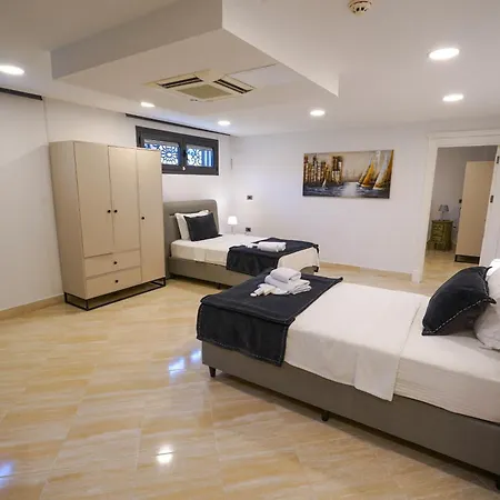 Hotel Eye *