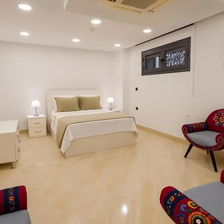 Hotel Eye *