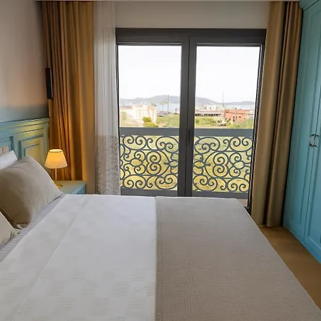 Eye Hotel